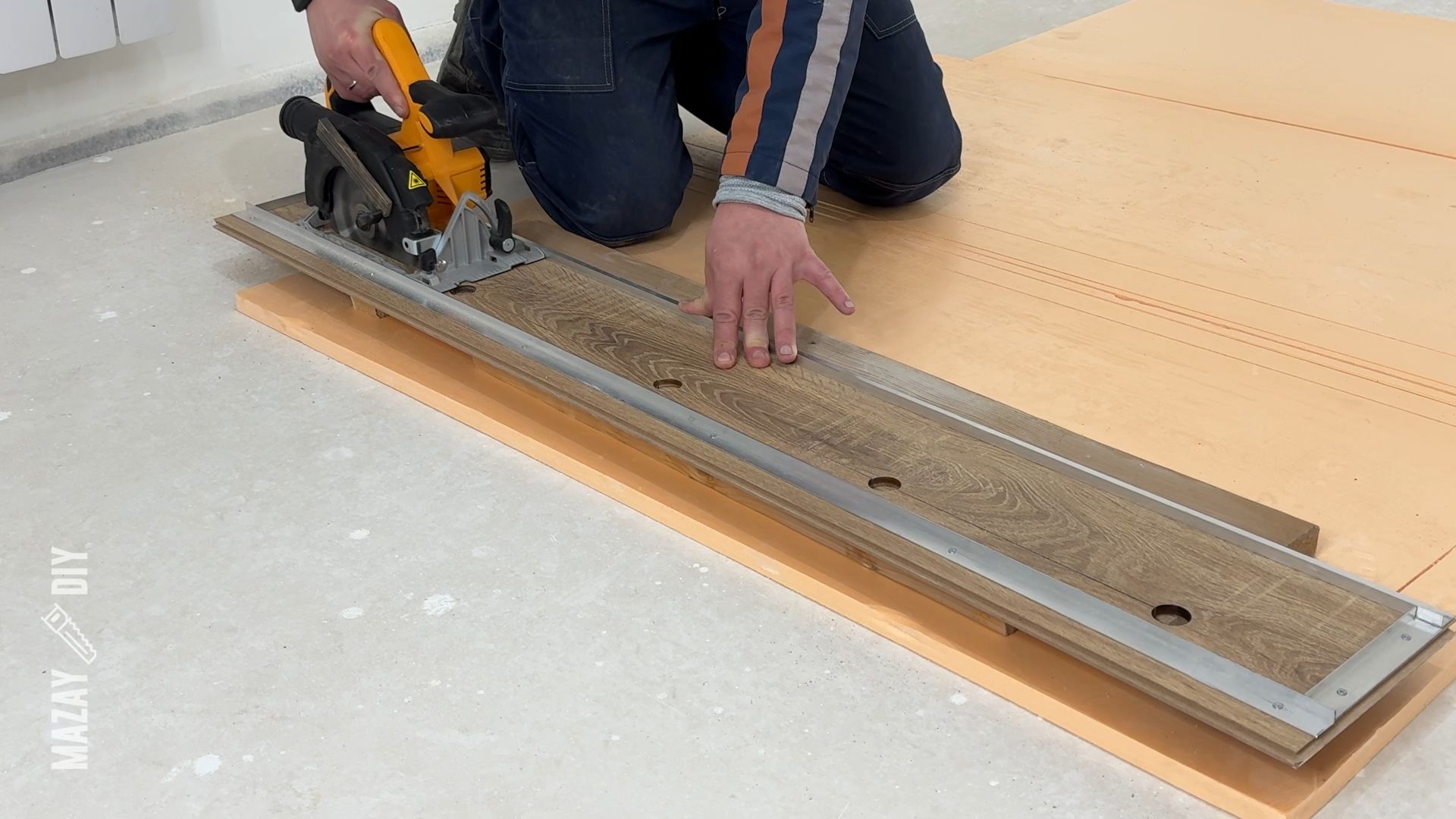 DIY Circular Saw Guide 2