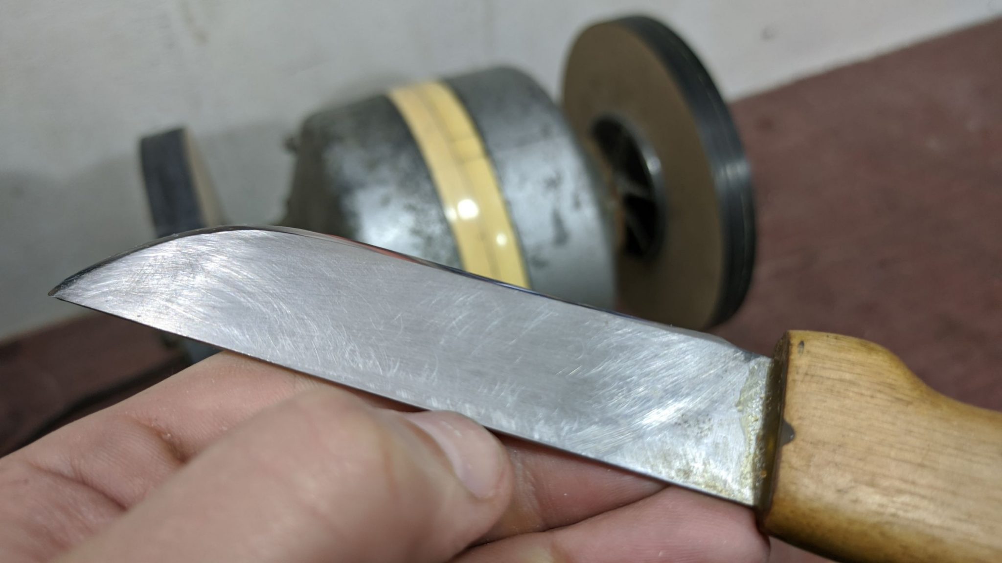 Easy way to Sharpen a knife within a 60 seconds with DIY honing wheel