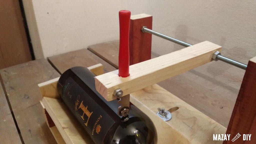 How to make a glass bottle cutter — DIY bottle cutter tool