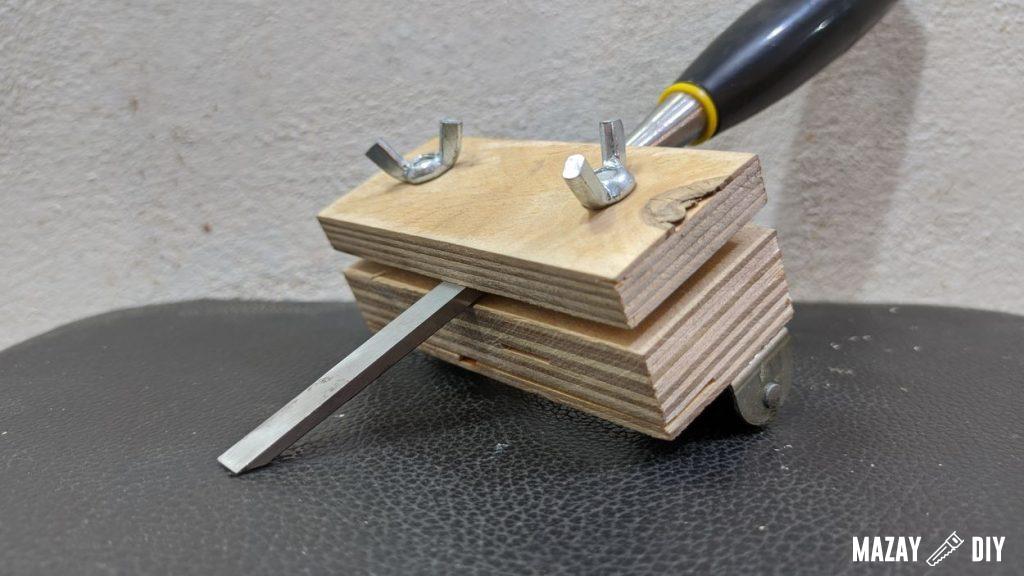 Homemade Jig for Sharpening Chisels and Plane Blades
