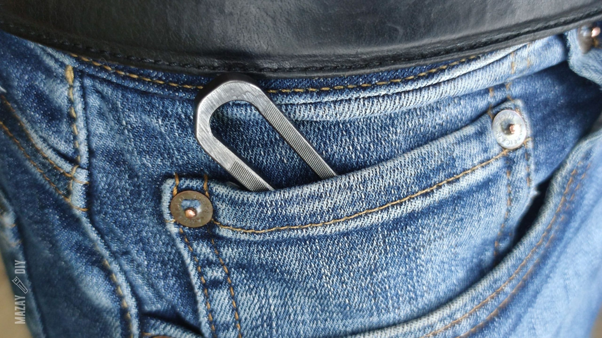 skeleton knife in the pocket